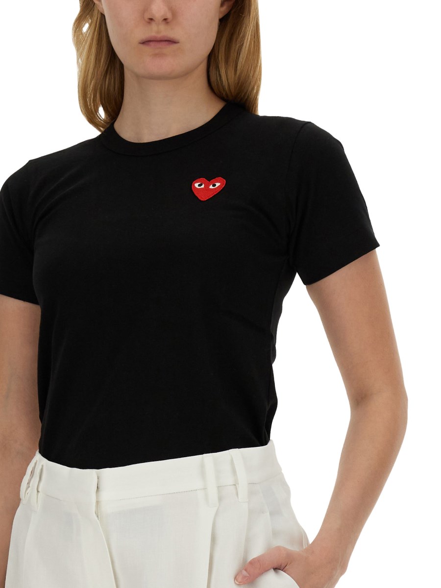 COMME DES GARCONS PLAY      T-SHIRT IN JERSEY DI COTONE E LOGO