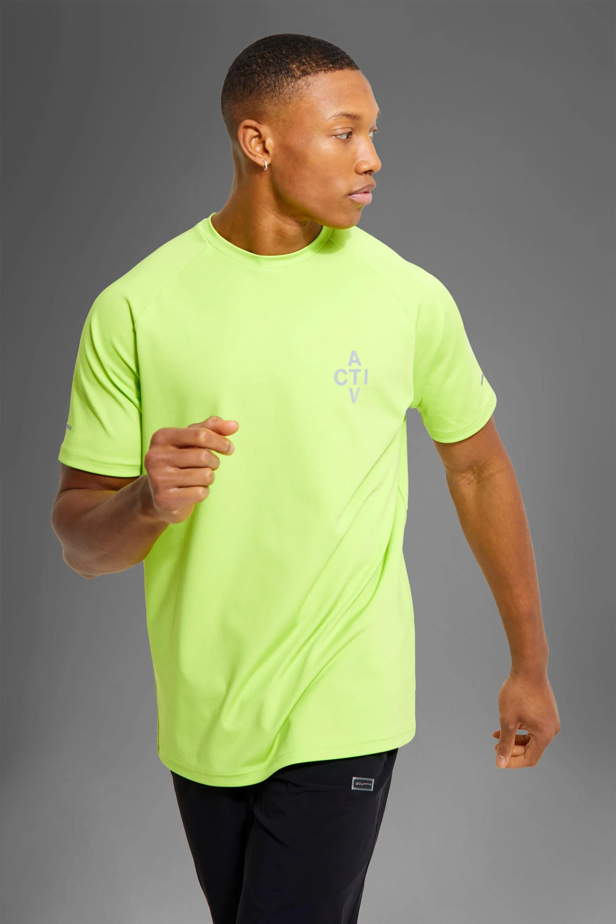Man Active Graphic Print T-shirt