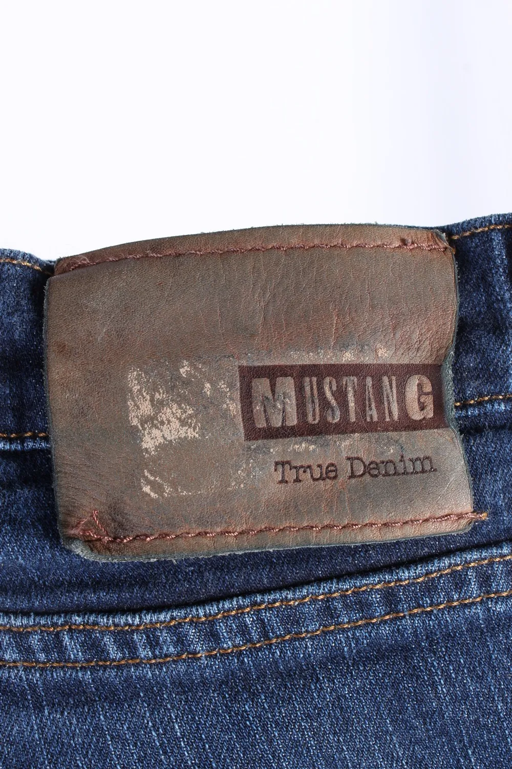 Mustang Mid Waist Straight Unisex Denim Jeans W33 L355 - Pepper Tree London