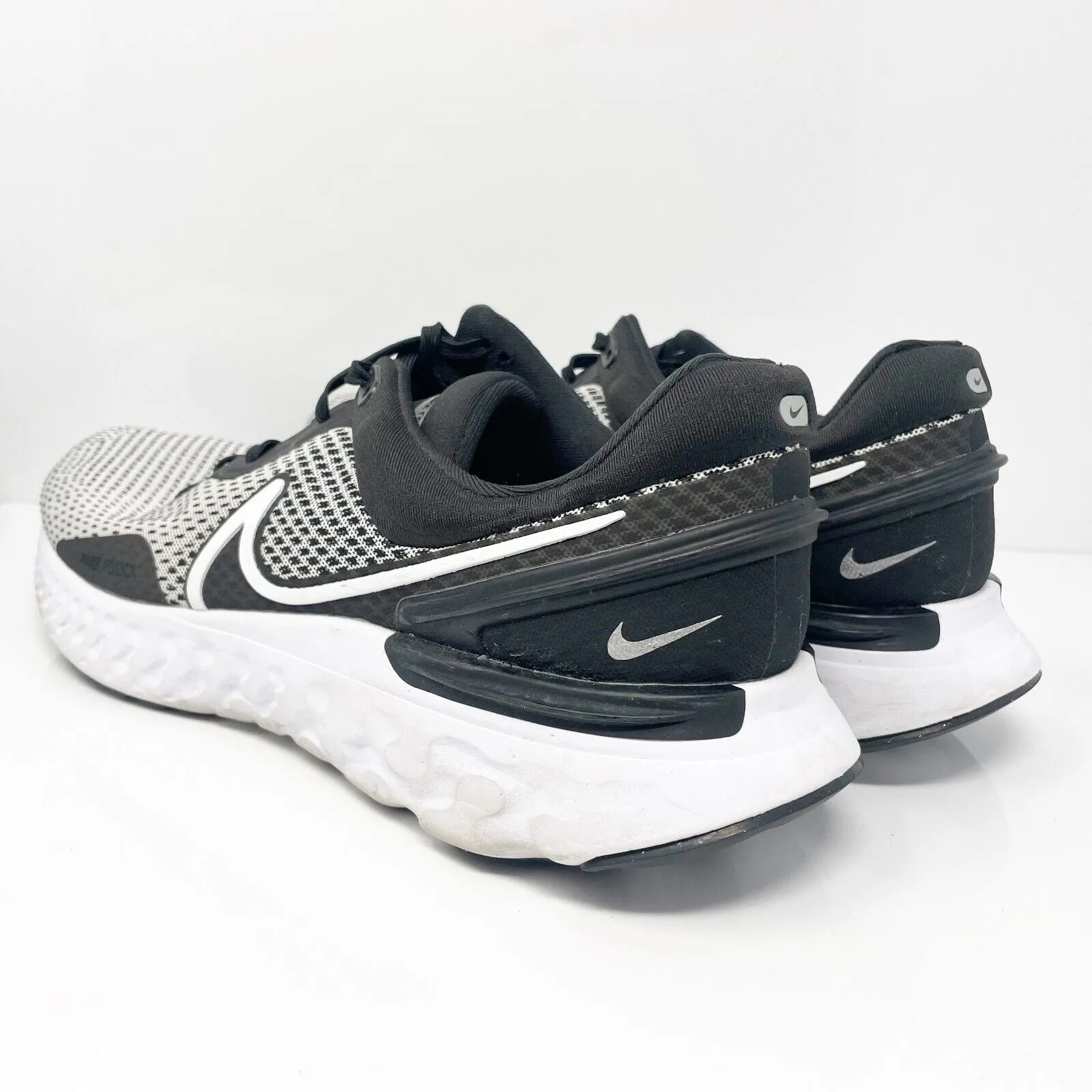 Nike Mens React Miler 3 DD0490-101 Gray Running Shoes Sneakers Size 12