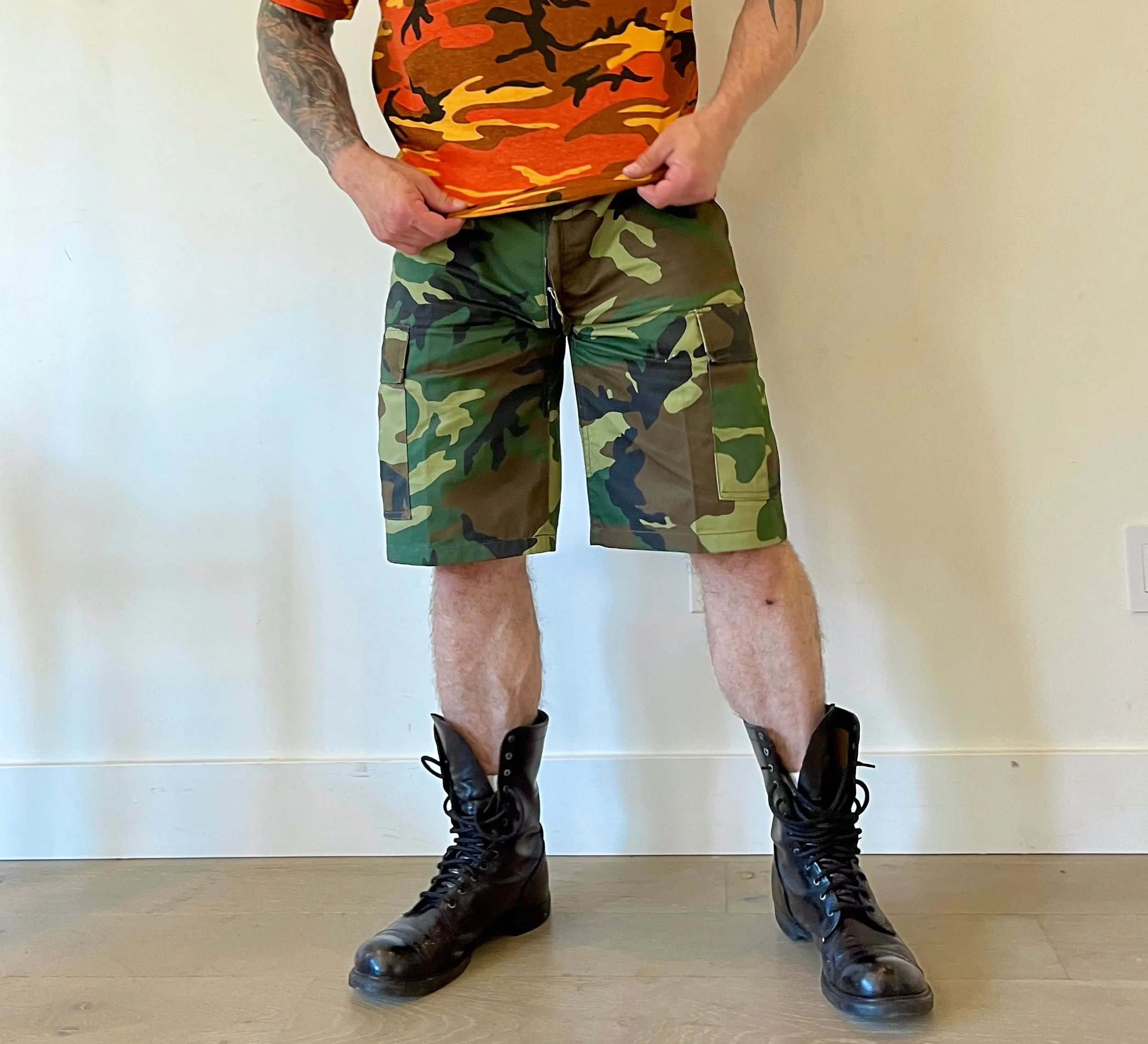 US Army shorts Woodland camouflage with back and full zip