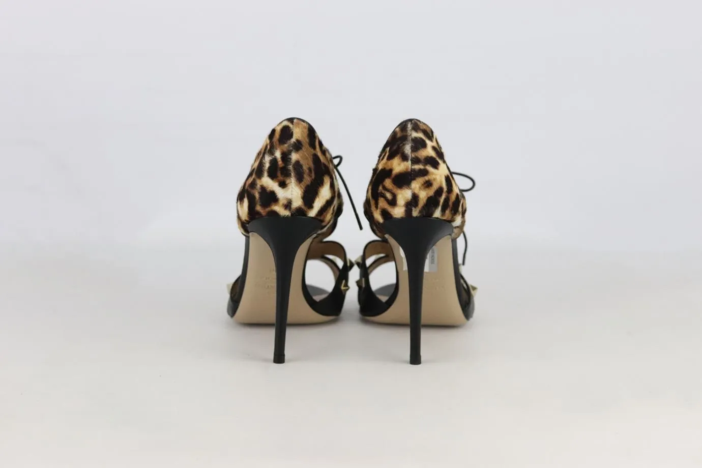 VALENTINO GARAVANI ROCKSTUD LEOPARD PRINT CALF HAIR SANDALS EU 38 UK 5 US 8